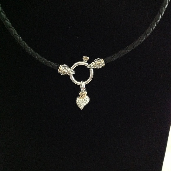 John Medieros Leather choker with charm - Picture 7 of 8